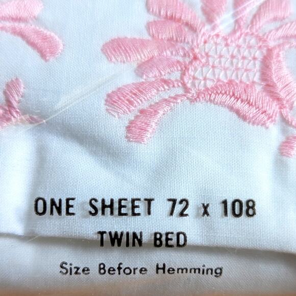 Vintage Stevens One Fine Combed Percale Delta Finish 72x108 Twin Bed Sheet NOS - Picture 4 of 5
